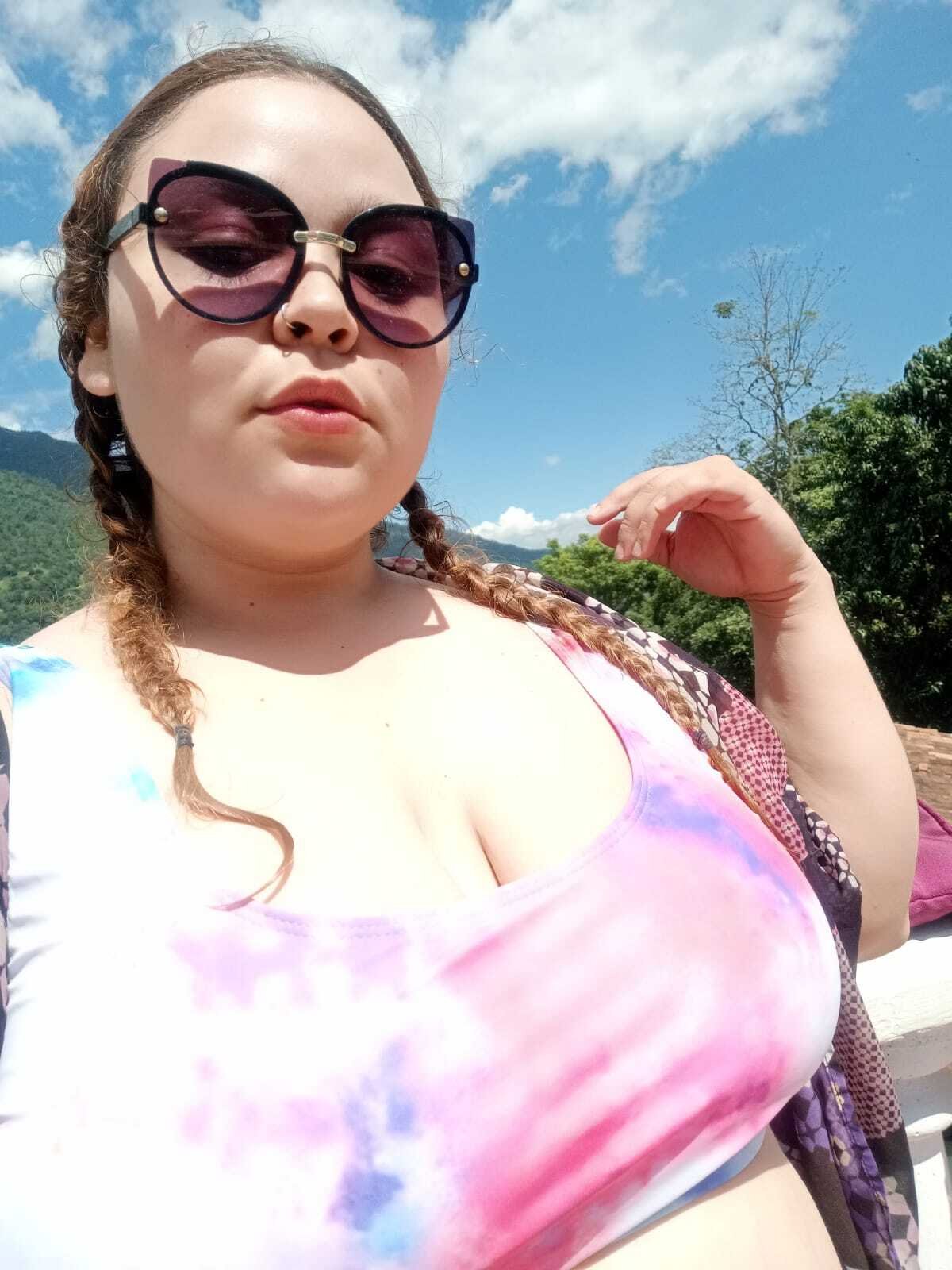 JuliaSweet21 photo 8