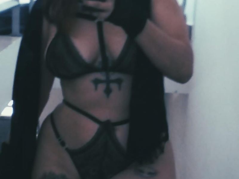 Leannefoxyy69 photo 21