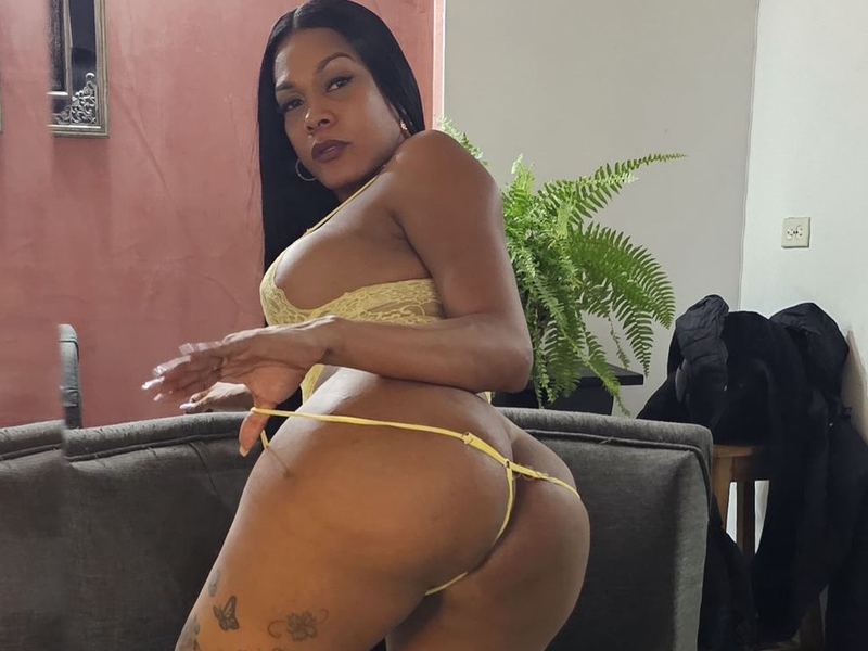 black_barbie_ts photo 11