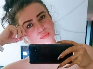 KarelySexy