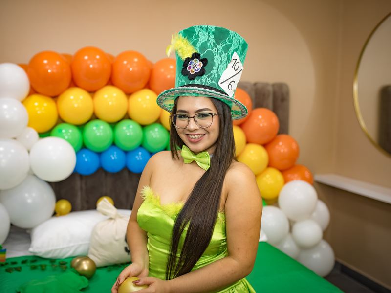 AliPetite18 photo 15