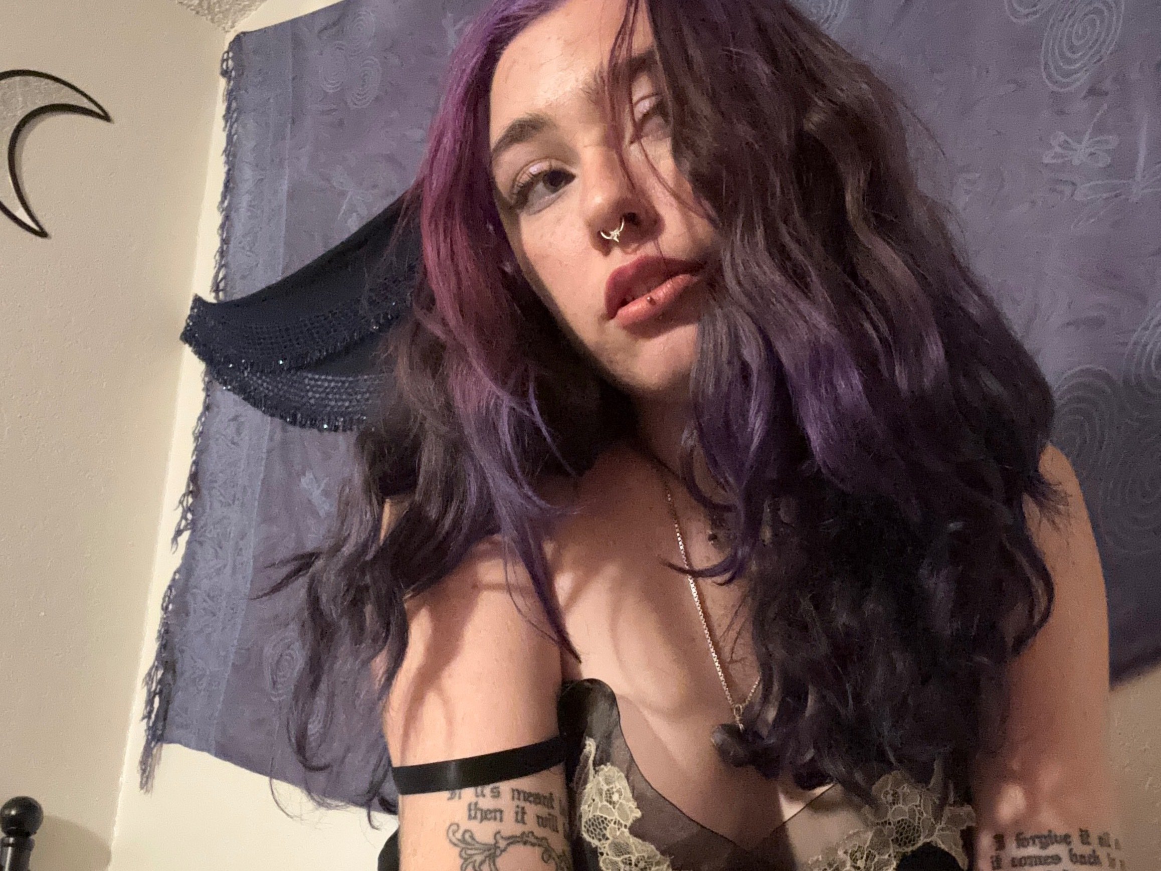 DelilahAfterDark photo 11