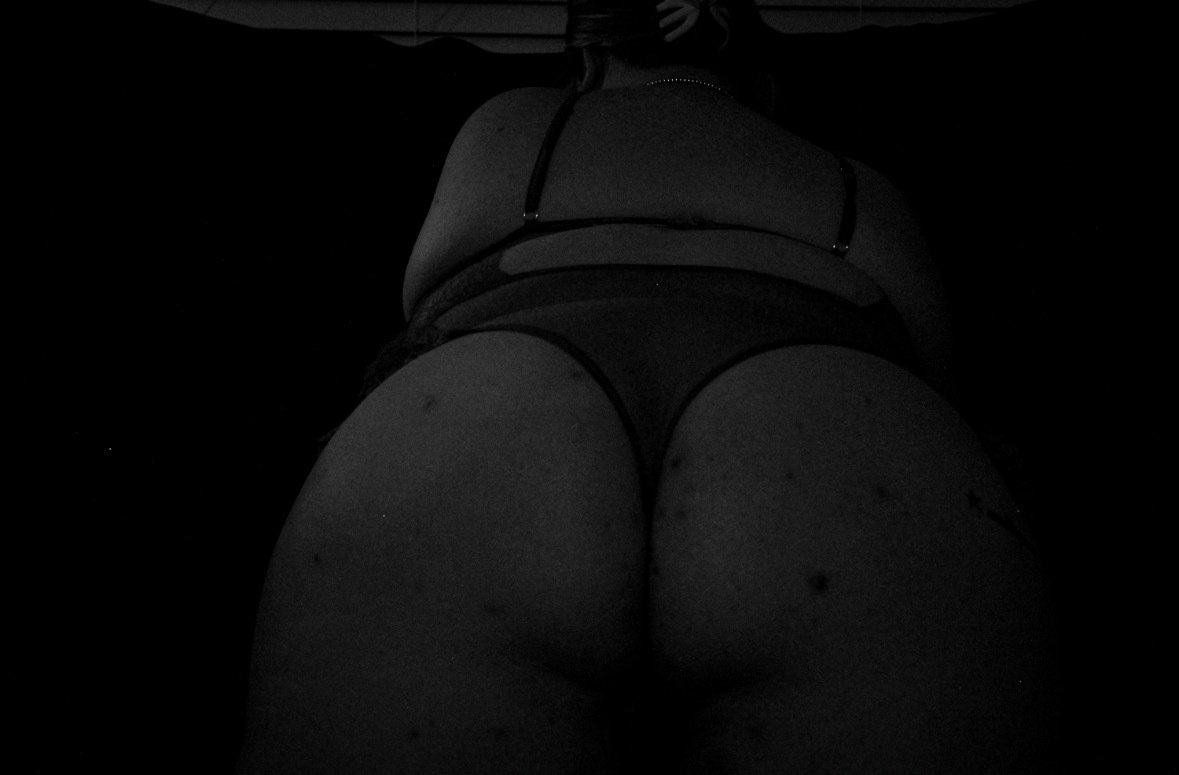 Kinkykiwi22 photo 4