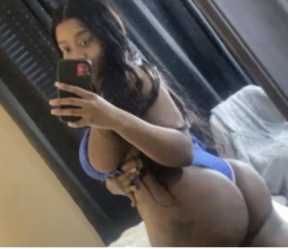 Rhianna_Ridge photo 1