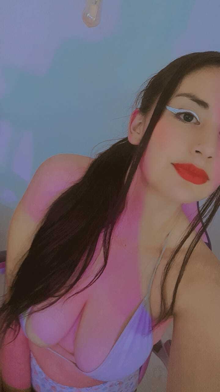 KatiaJones18 photo 89