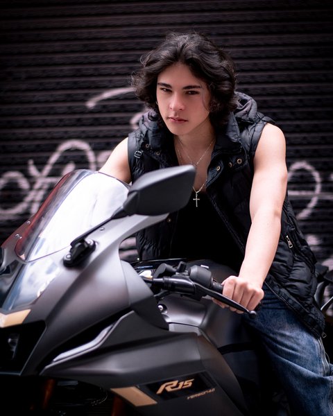 lukehowland photo 32
