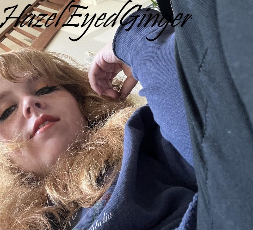 HazelEyedGinger photo 17