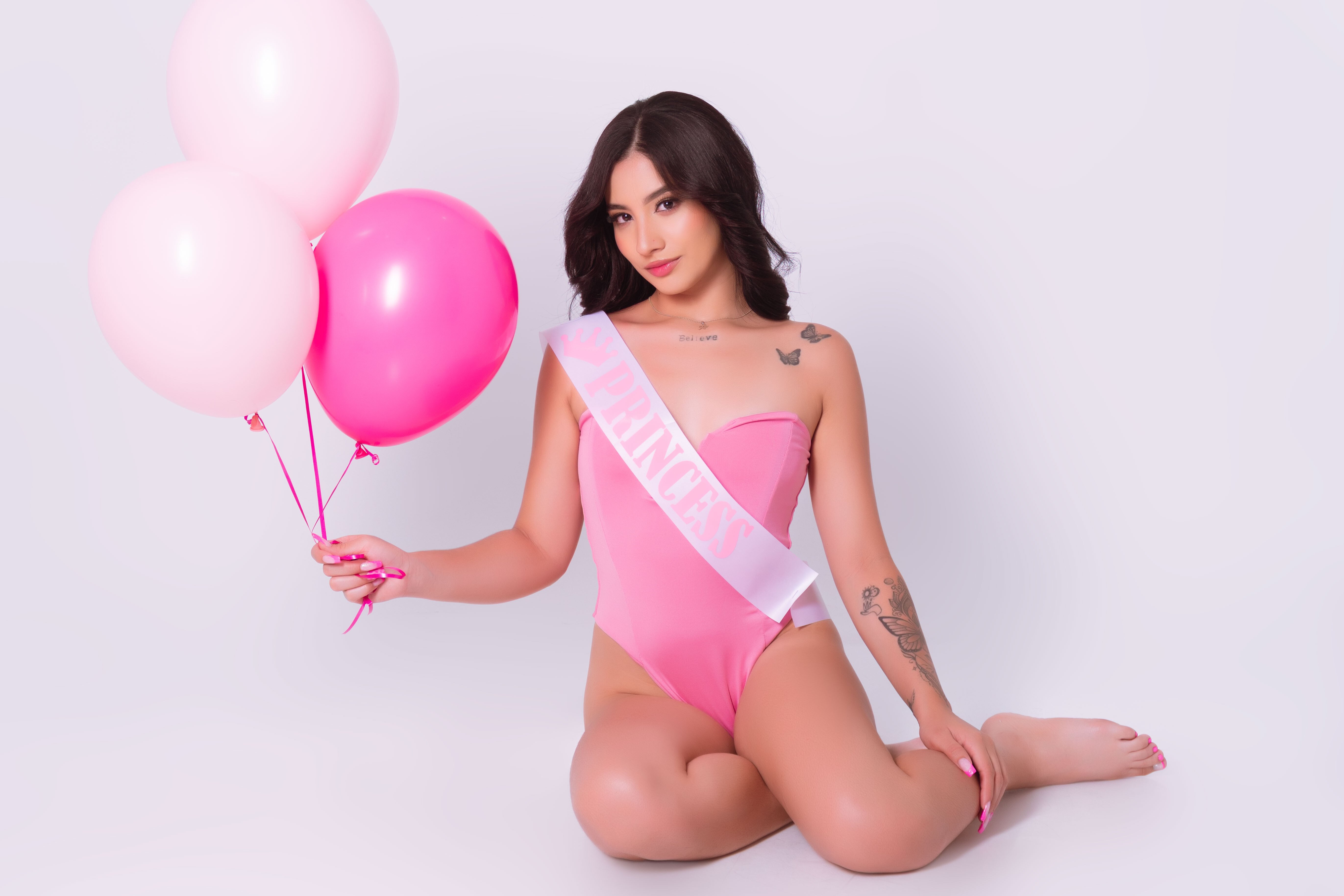LauraaDoll photo 13