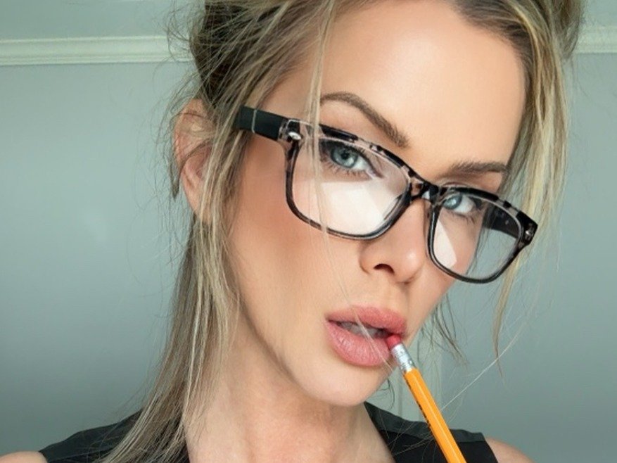 KissKrystal photo 1