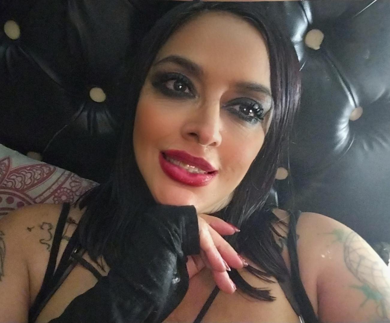 SharySquirtTits photo 1833