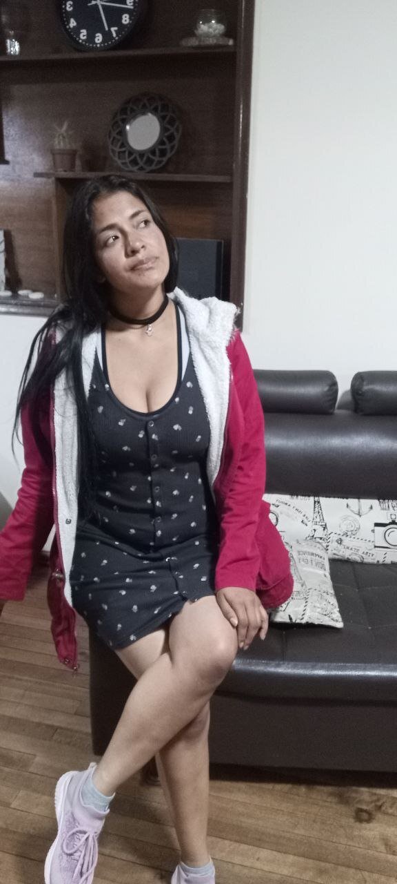 ArianithaaXoX photo 103