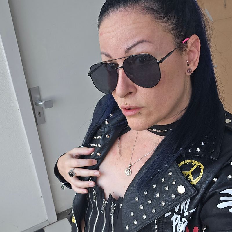 MsGennyRock photo 4