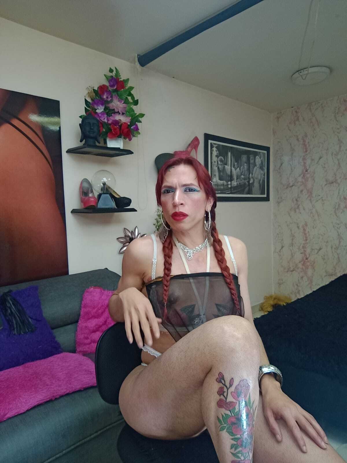 DeboraOpham photo 21