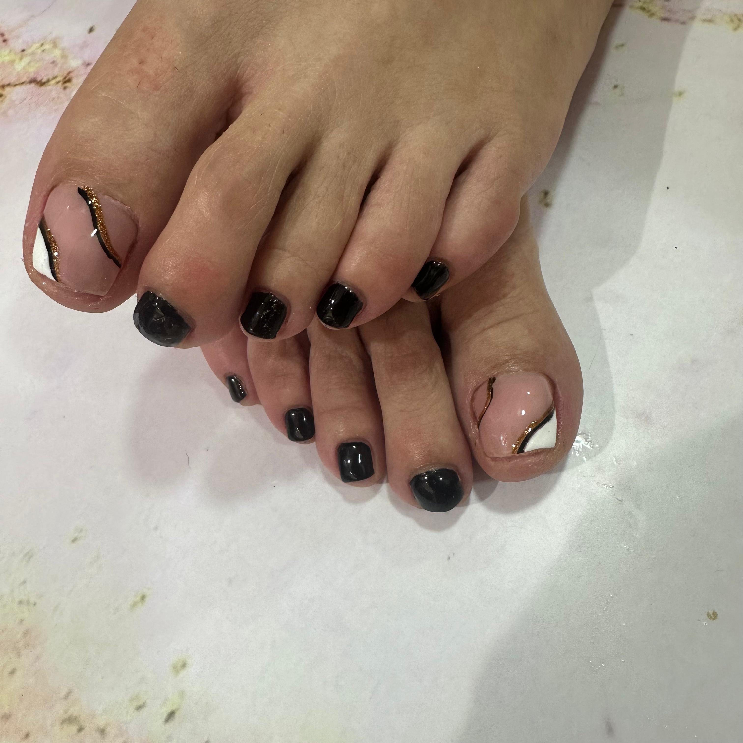 KarlyMoonn photo 10