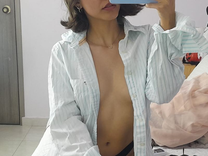 HoneyLia photo 11
