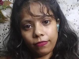 Aleena5002