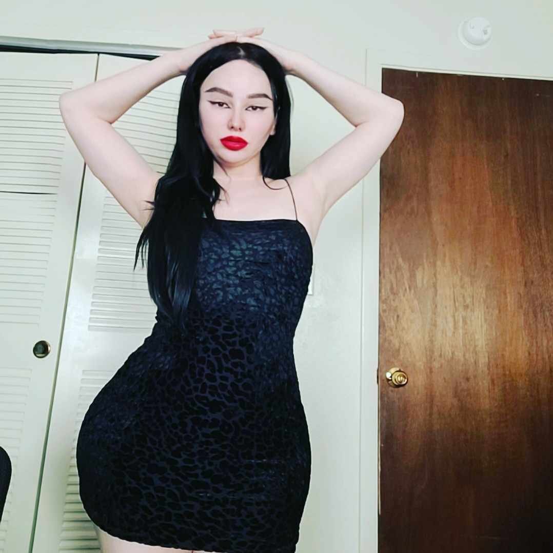ArielAllure photo 3