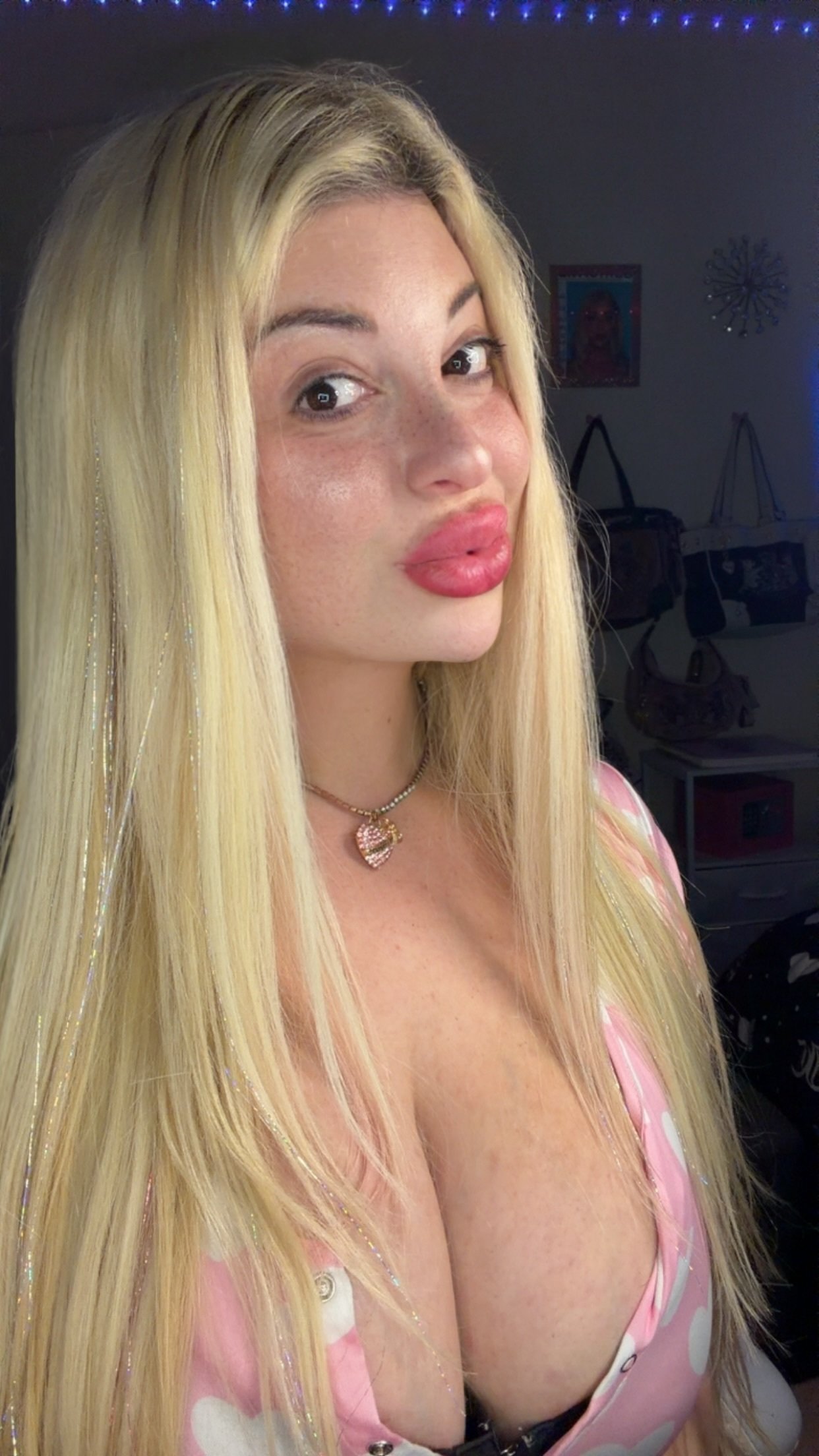 Xtinacams photo 1