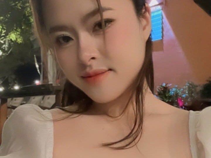 Eva689 photo 1