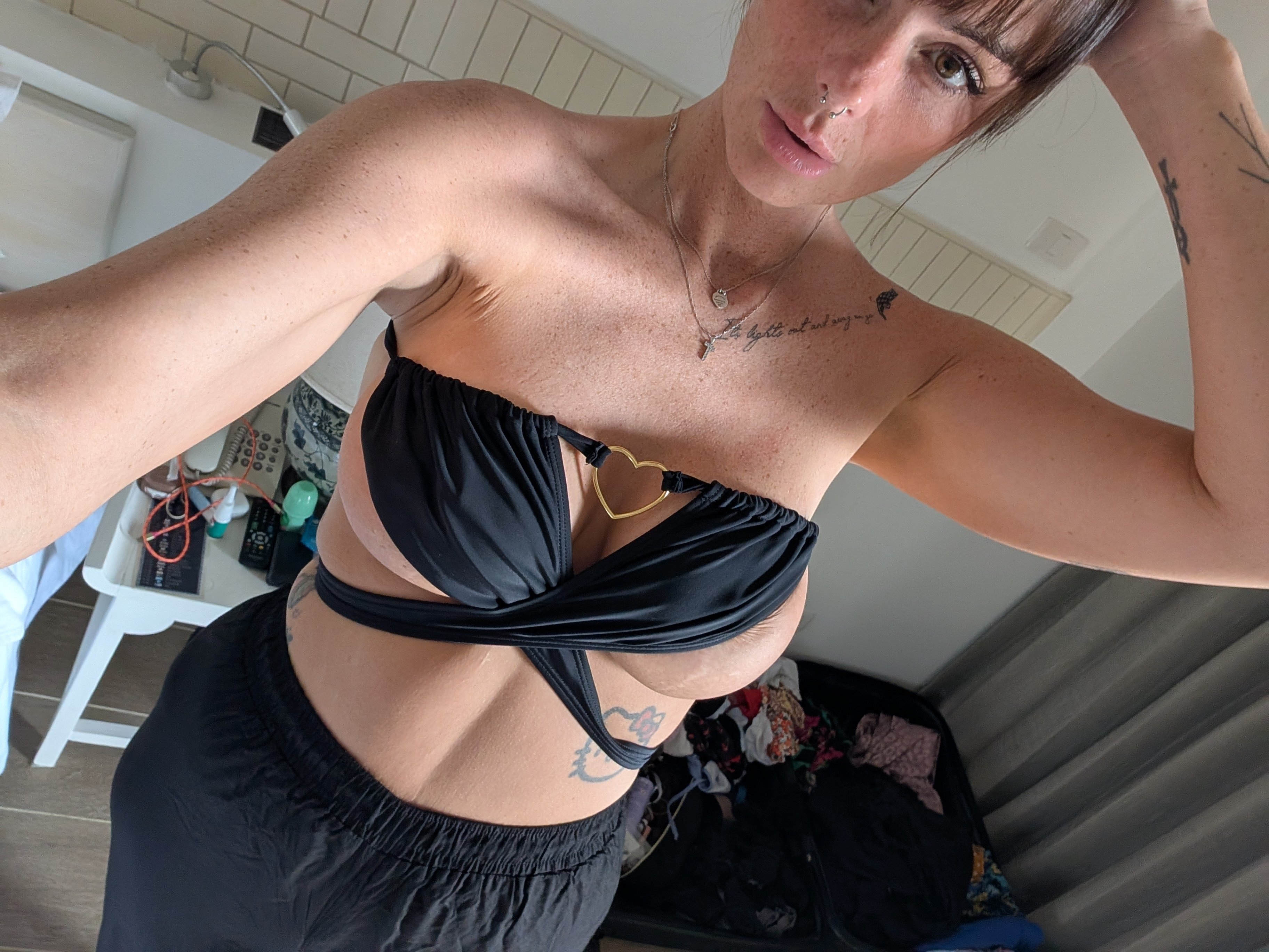 GoddessEvie photo 3