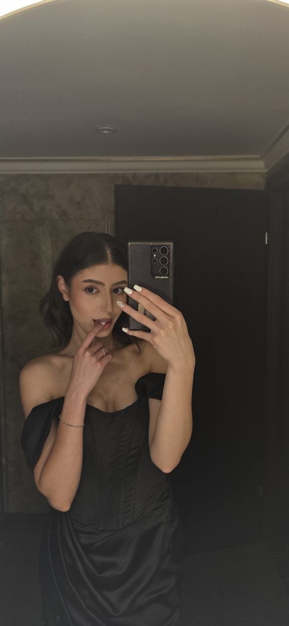 CelestialChloe photo 81