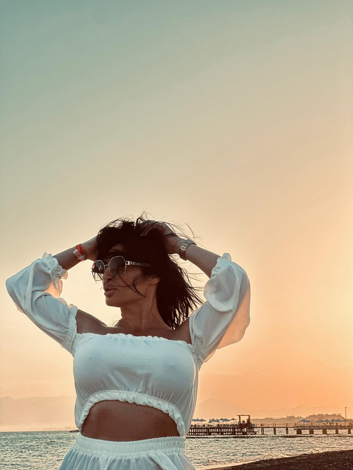 NicolleReyn photo 92