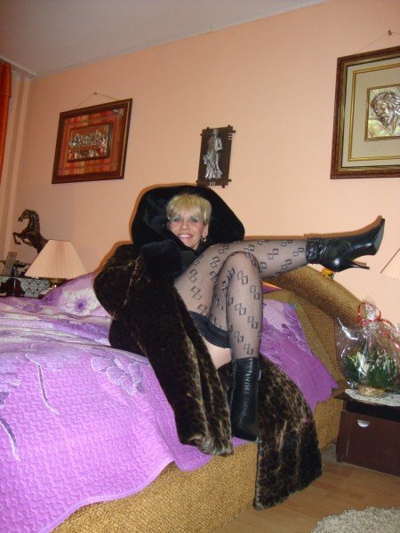 BlondPrettyLady photo 5