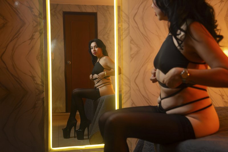 Kendraa_Hot photo 34