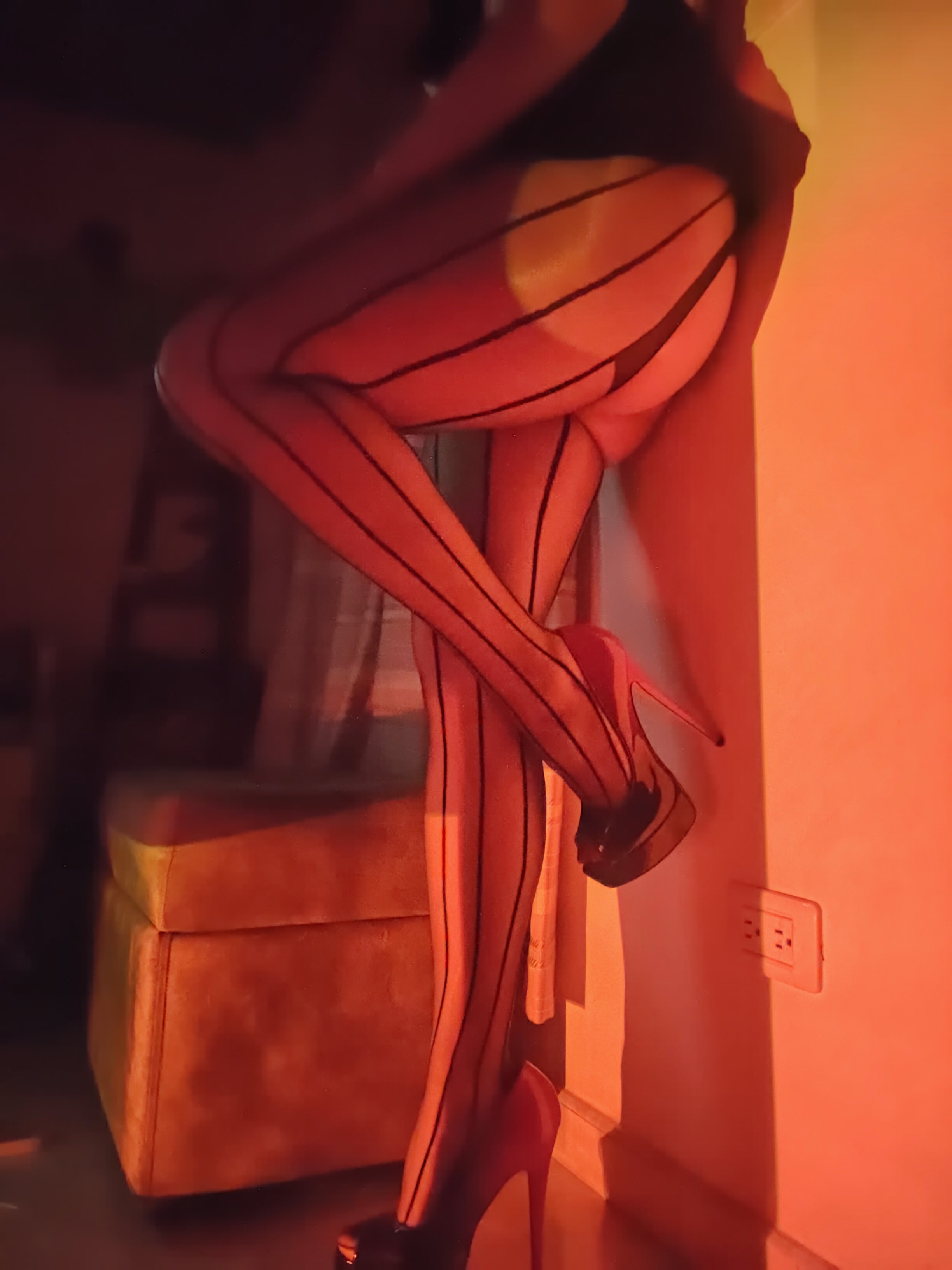 MysteriusWoman photo 2