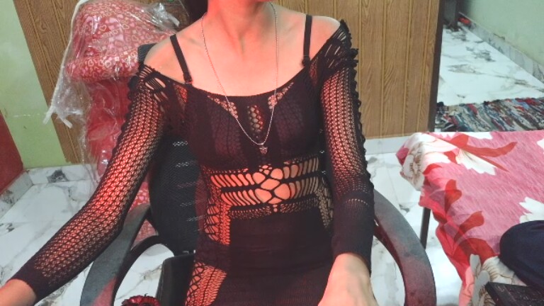 LovleyDeepika4