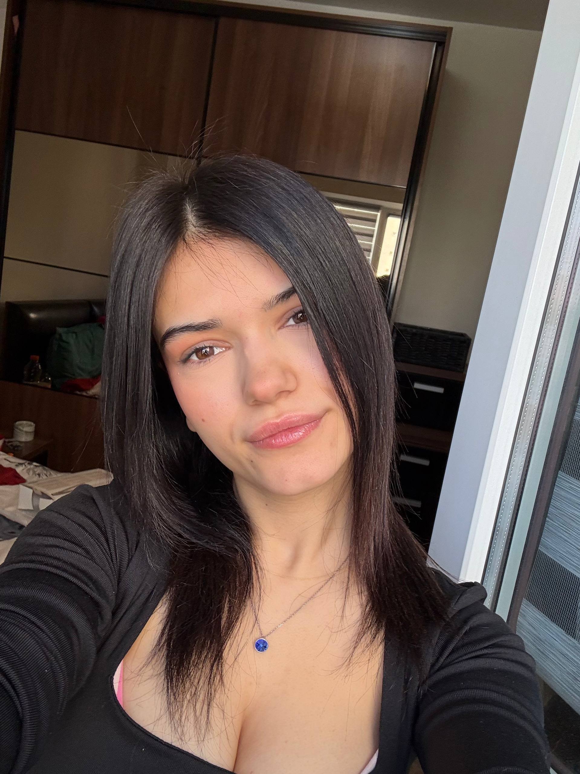 HotMollyX photo 10