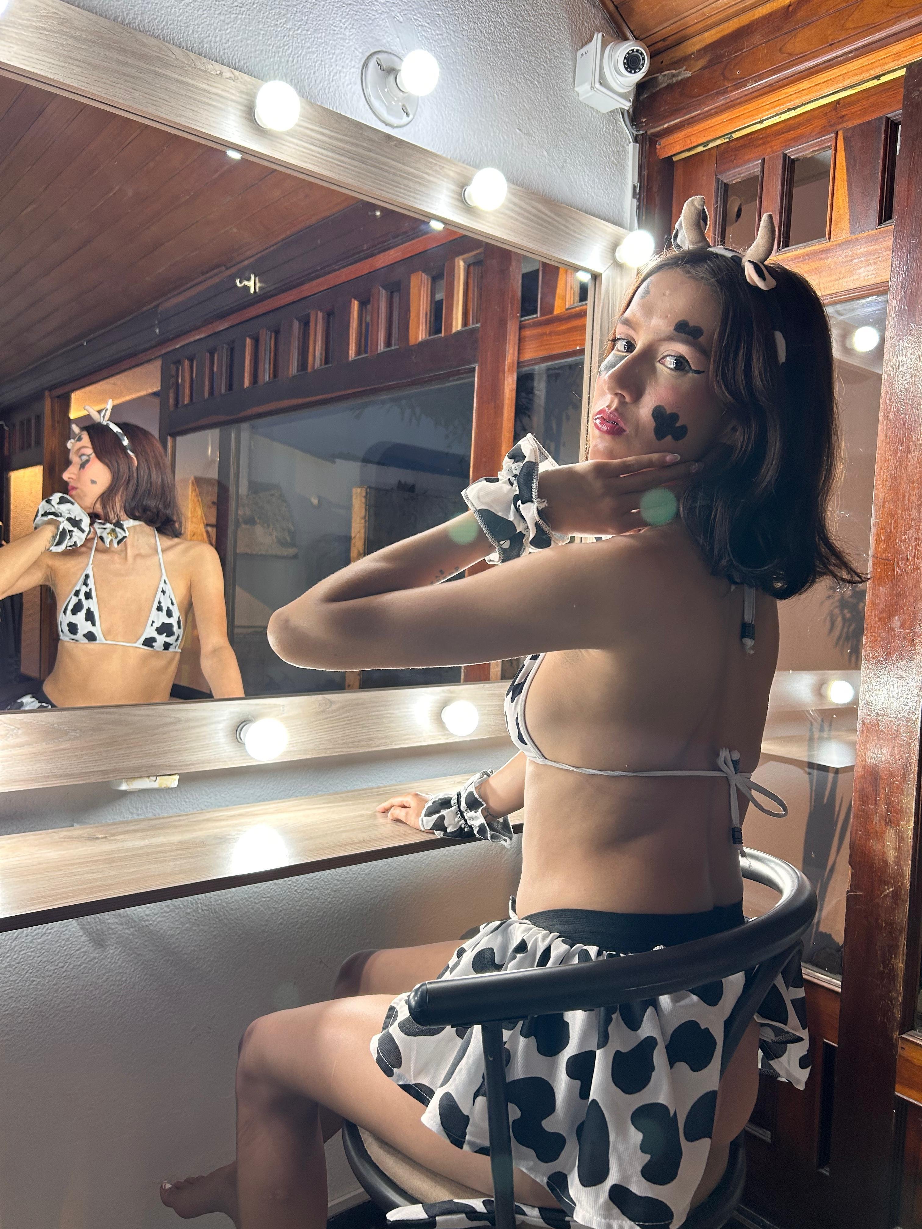 Linda4Petite photo 26