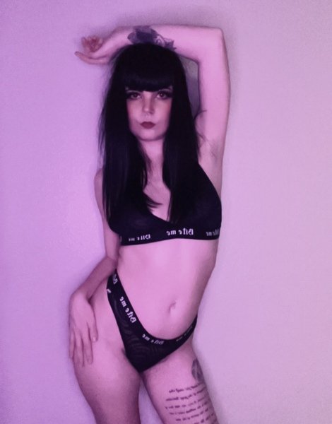 BettiePainXO photo 48