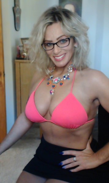 DDblonde photo 5