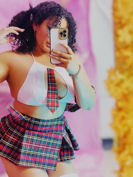 AlaeBigAss photo 115