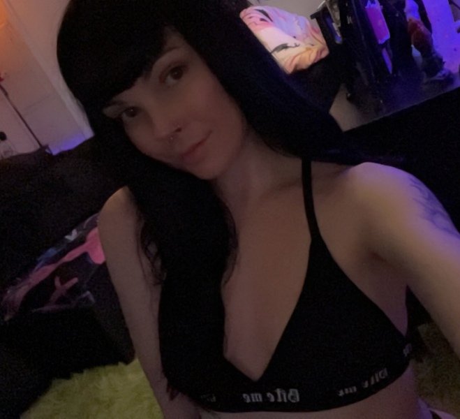 BettiePainXO photo 37