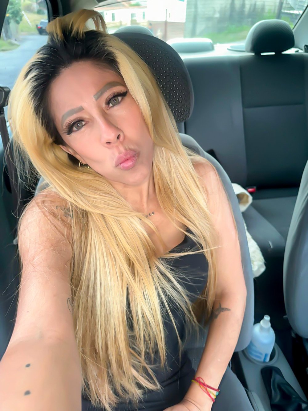 KarlyMoonn photo 6
