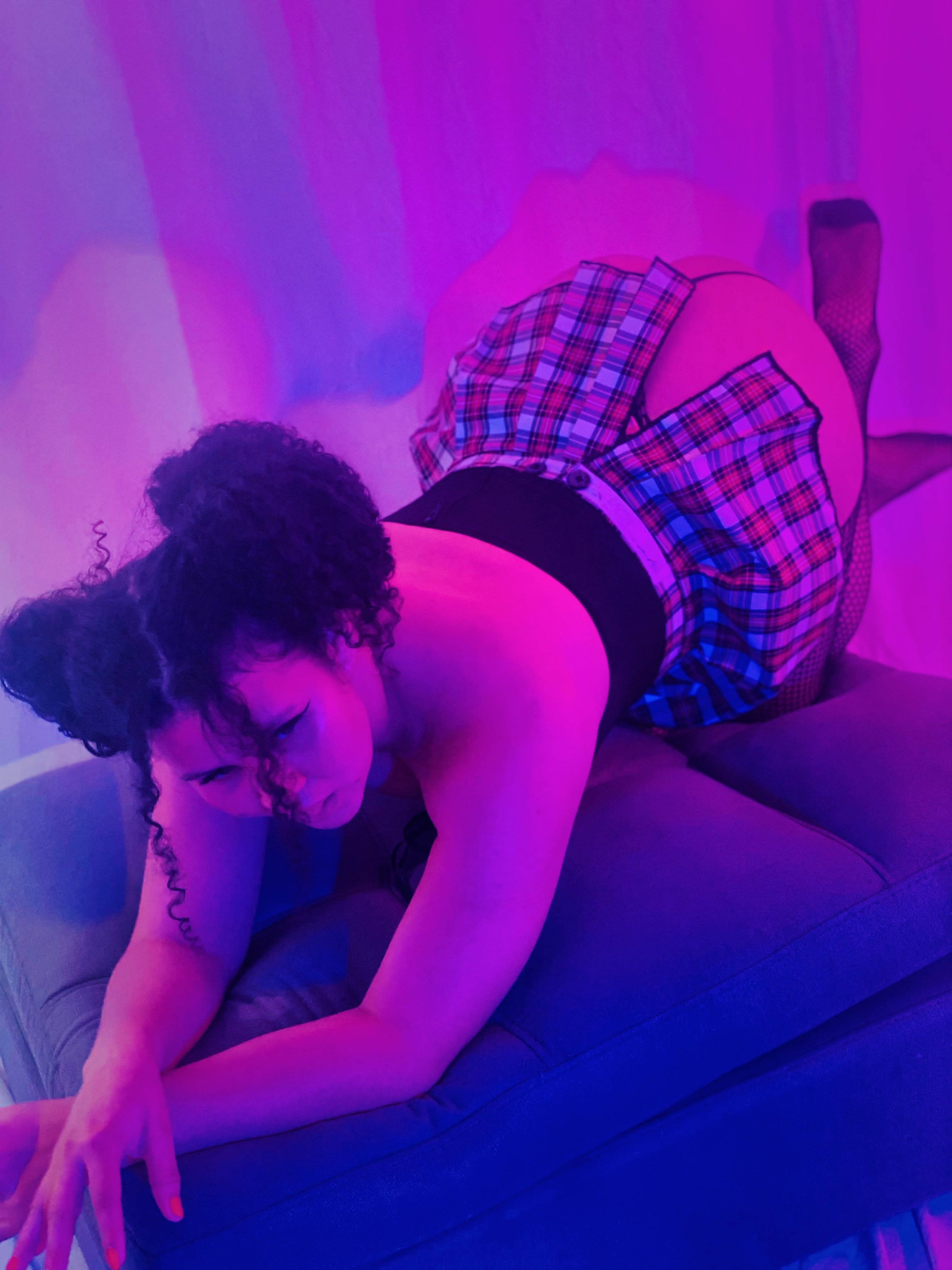 AlaeBigAss photo 48