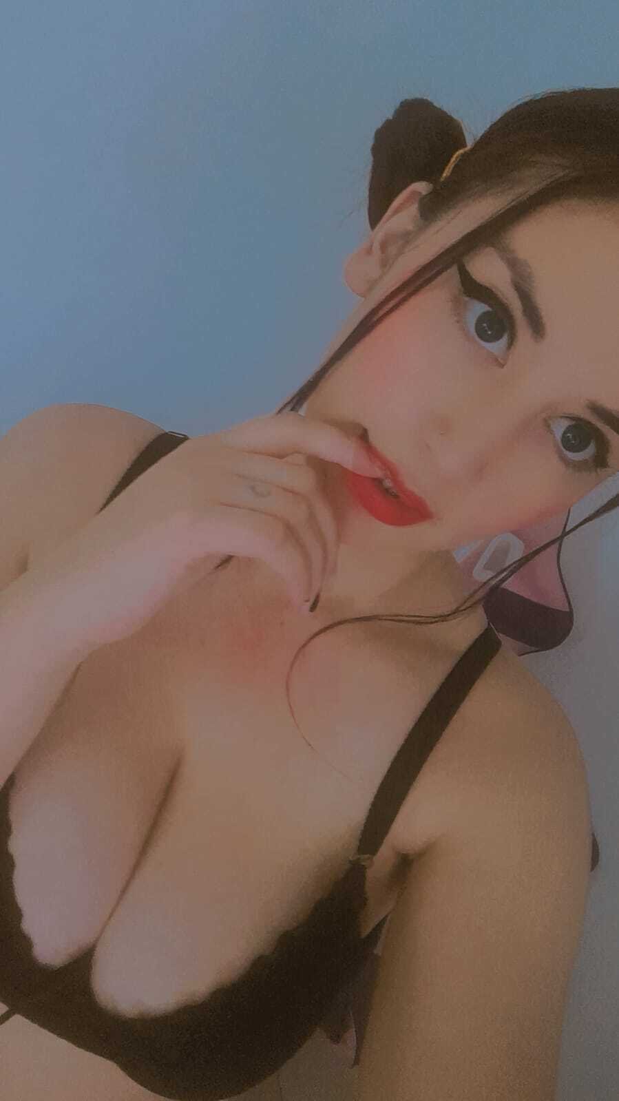 KatiaJones18 photo 82