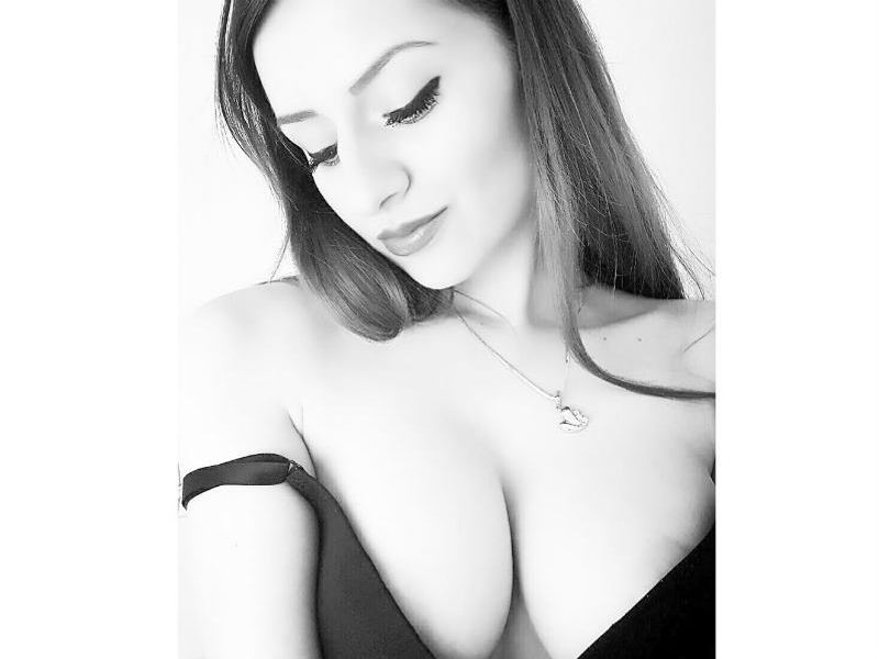 Annastea21x photo 2