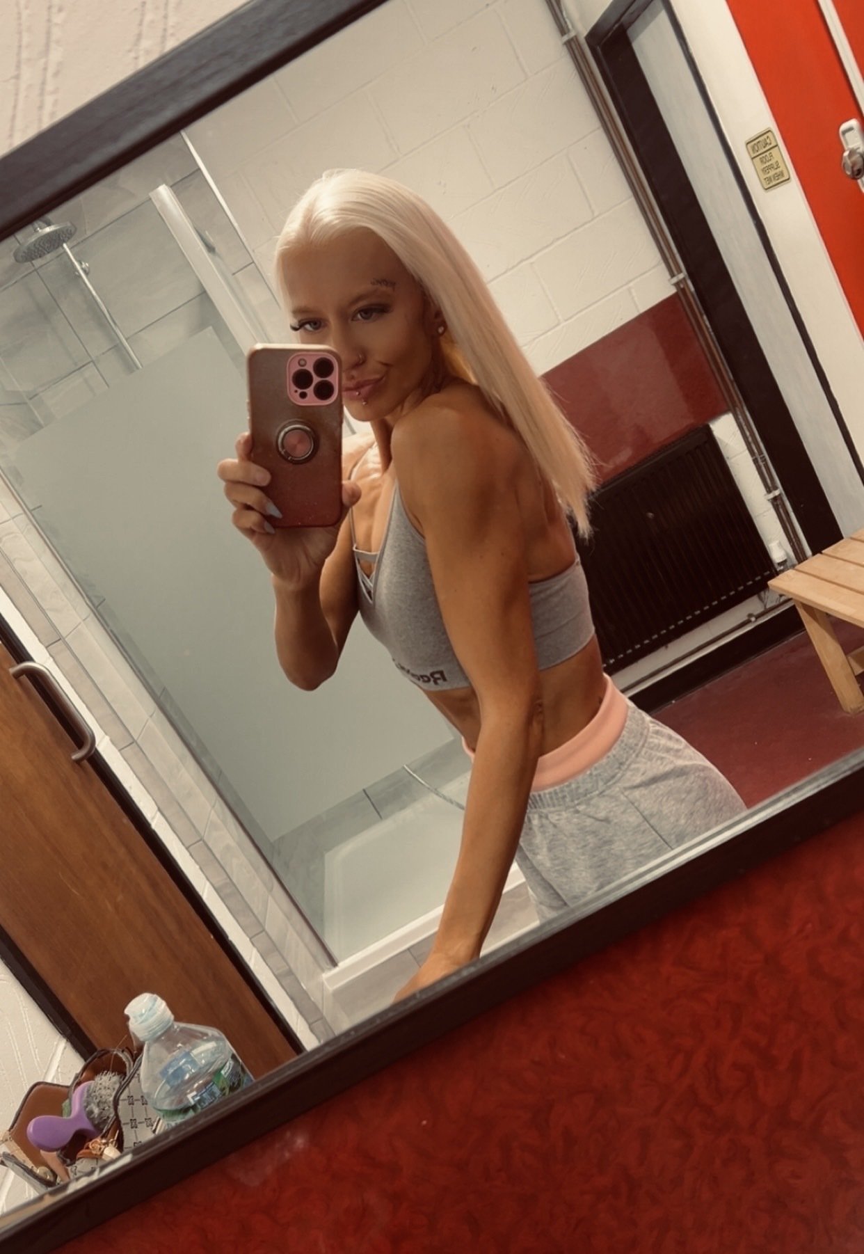 BabeBeth40 photo 27