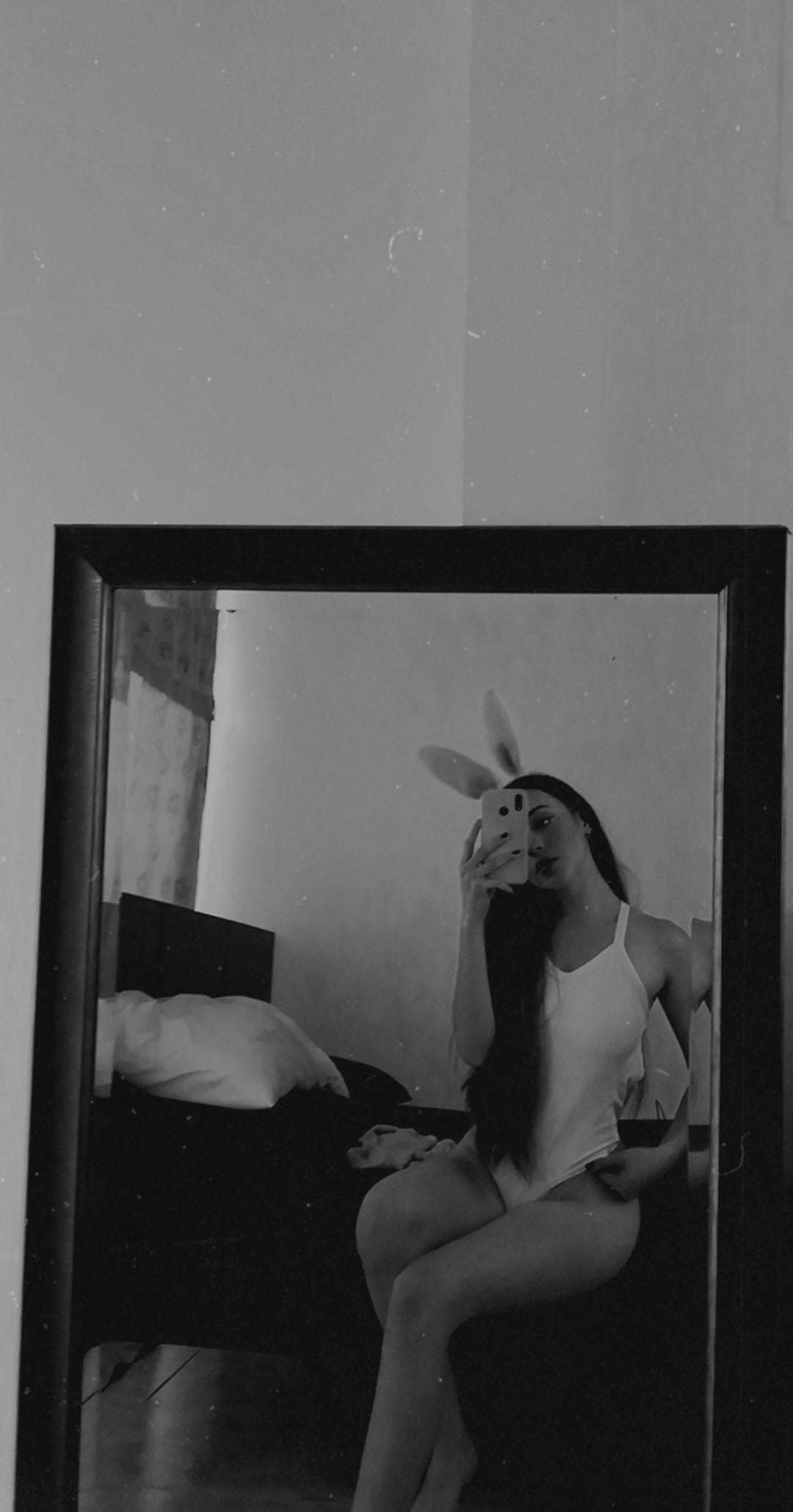 AlaneyMarie photo 9