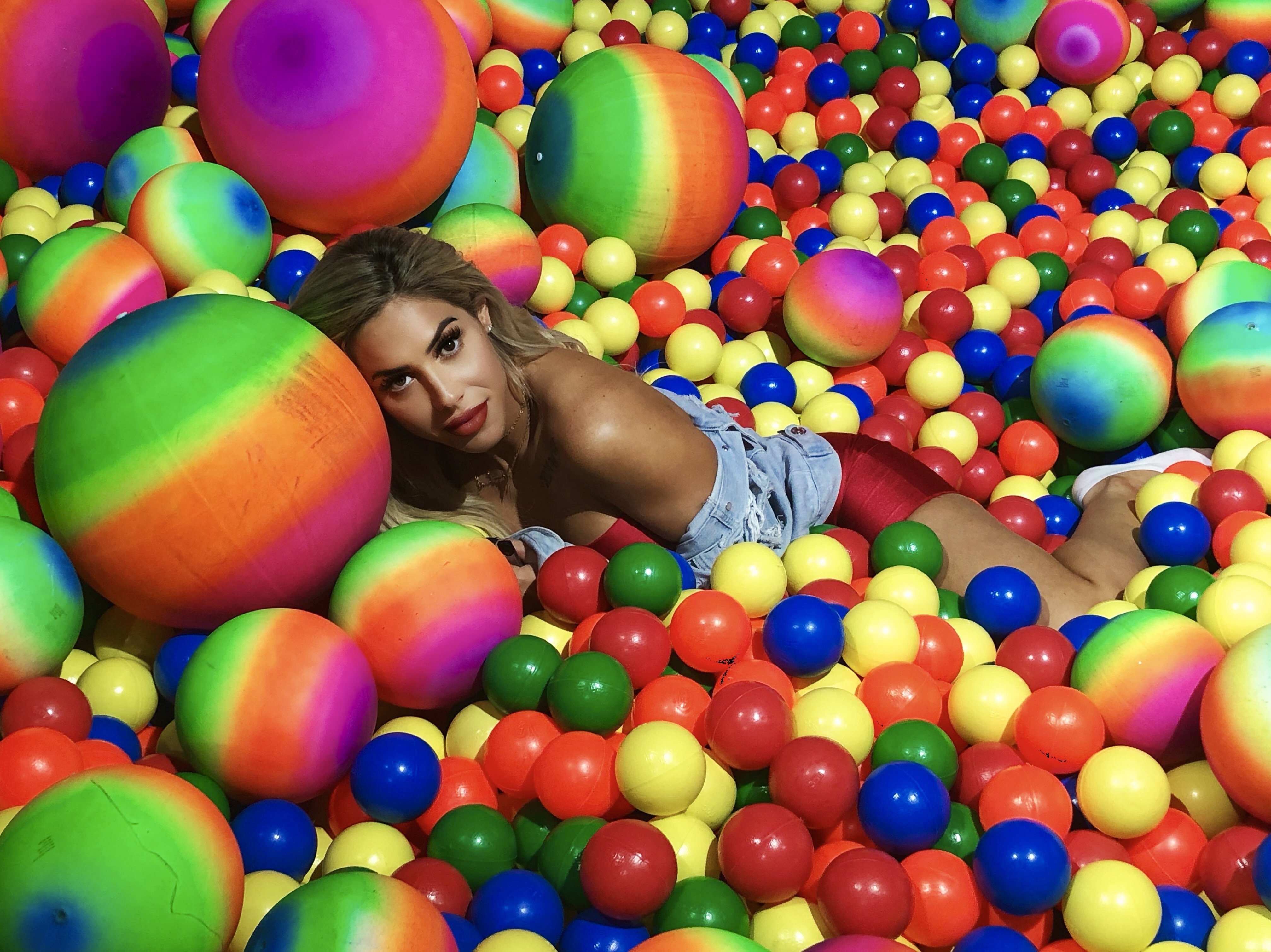 Camille_Kosten photo 22