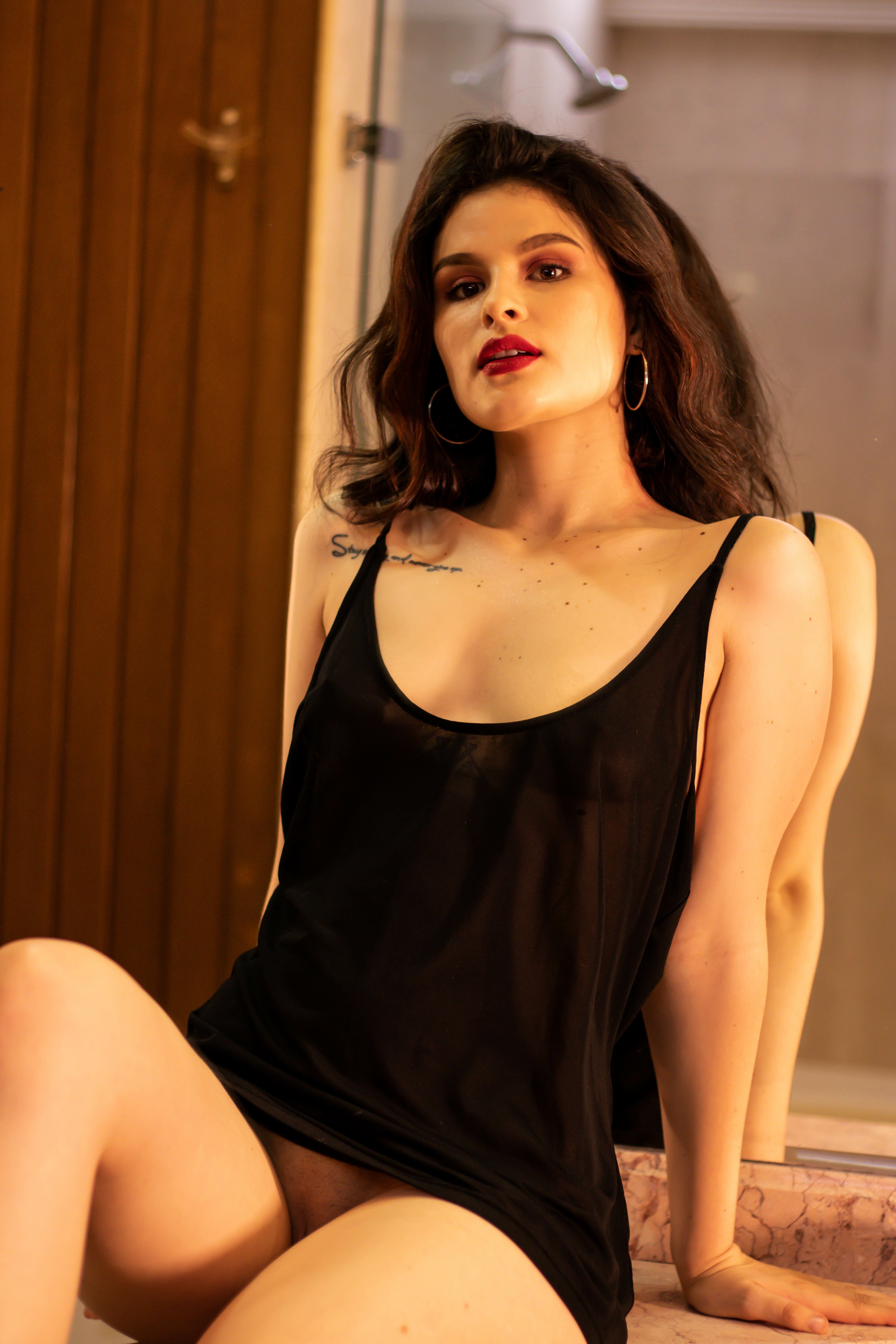 ArianaMartinez photo 3