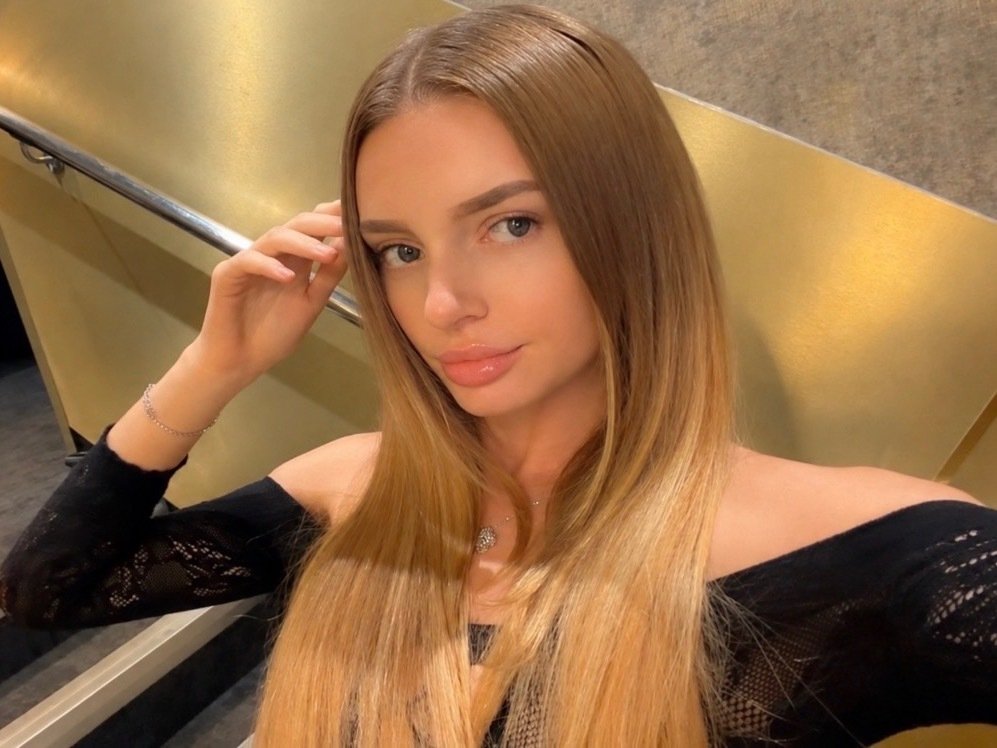 x_SexySkylar photo 1