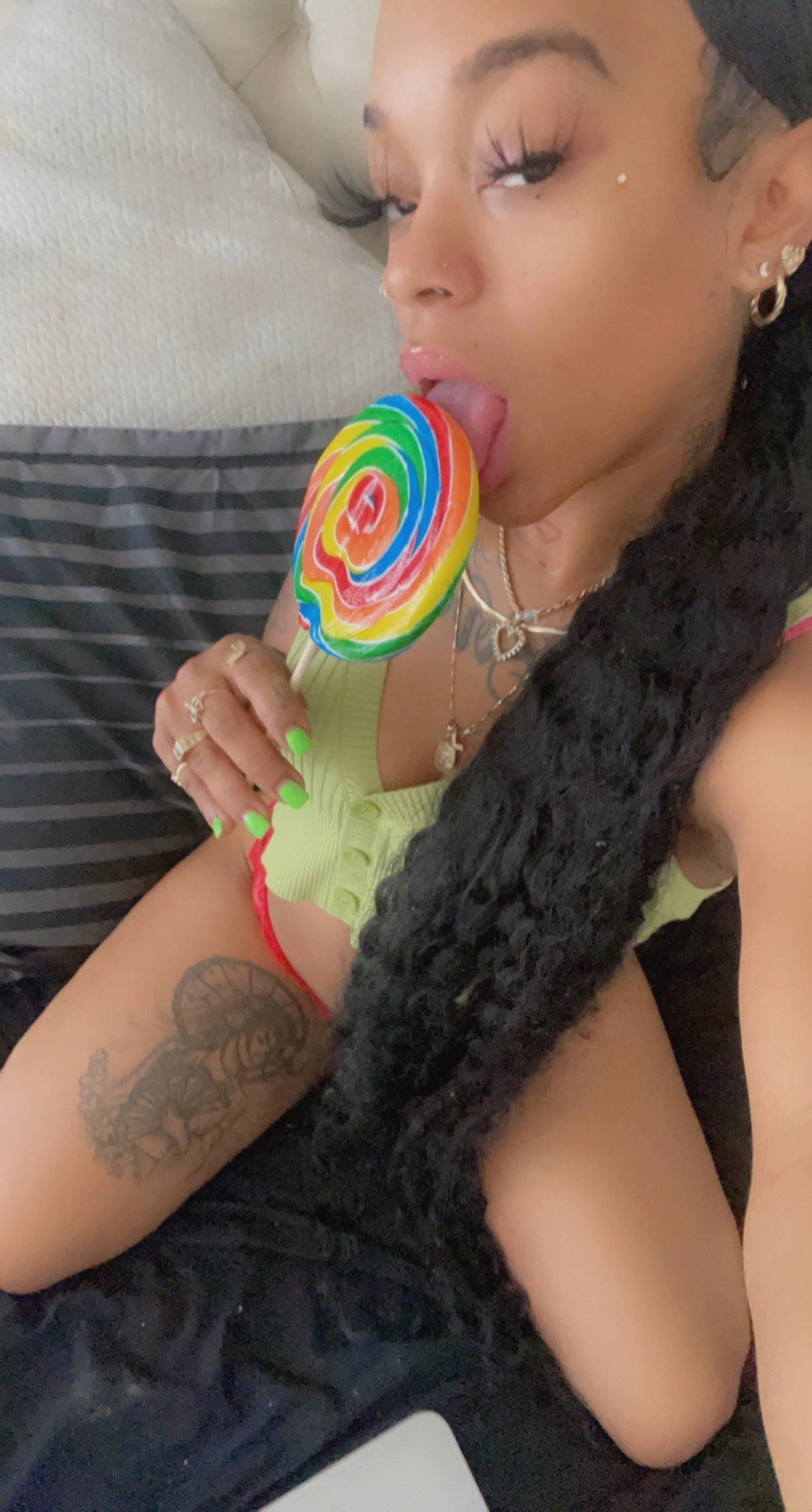 QueeenJ photo 4