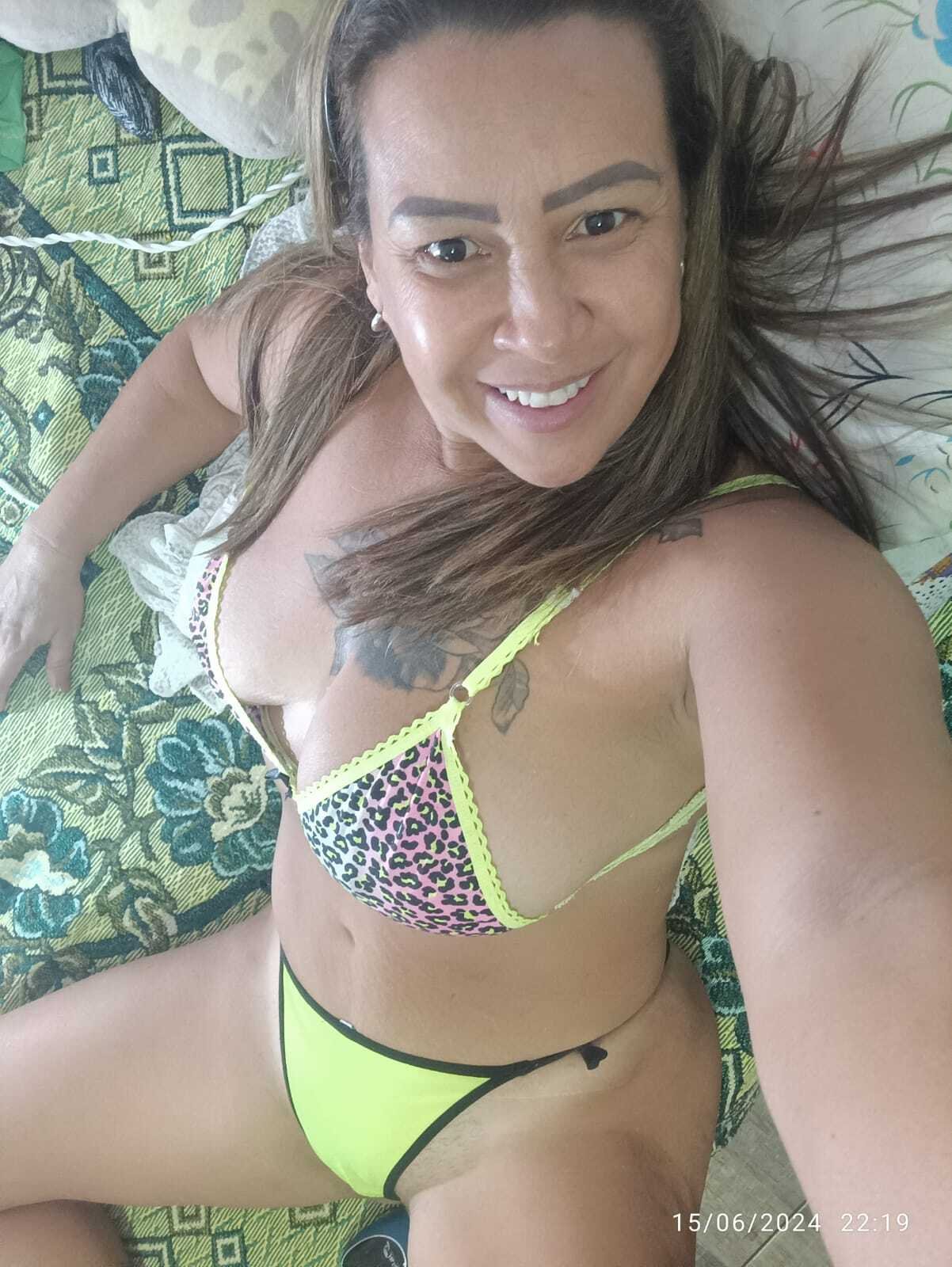 MaluBennett photo 1
