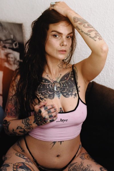 AlessaMoth photo 46