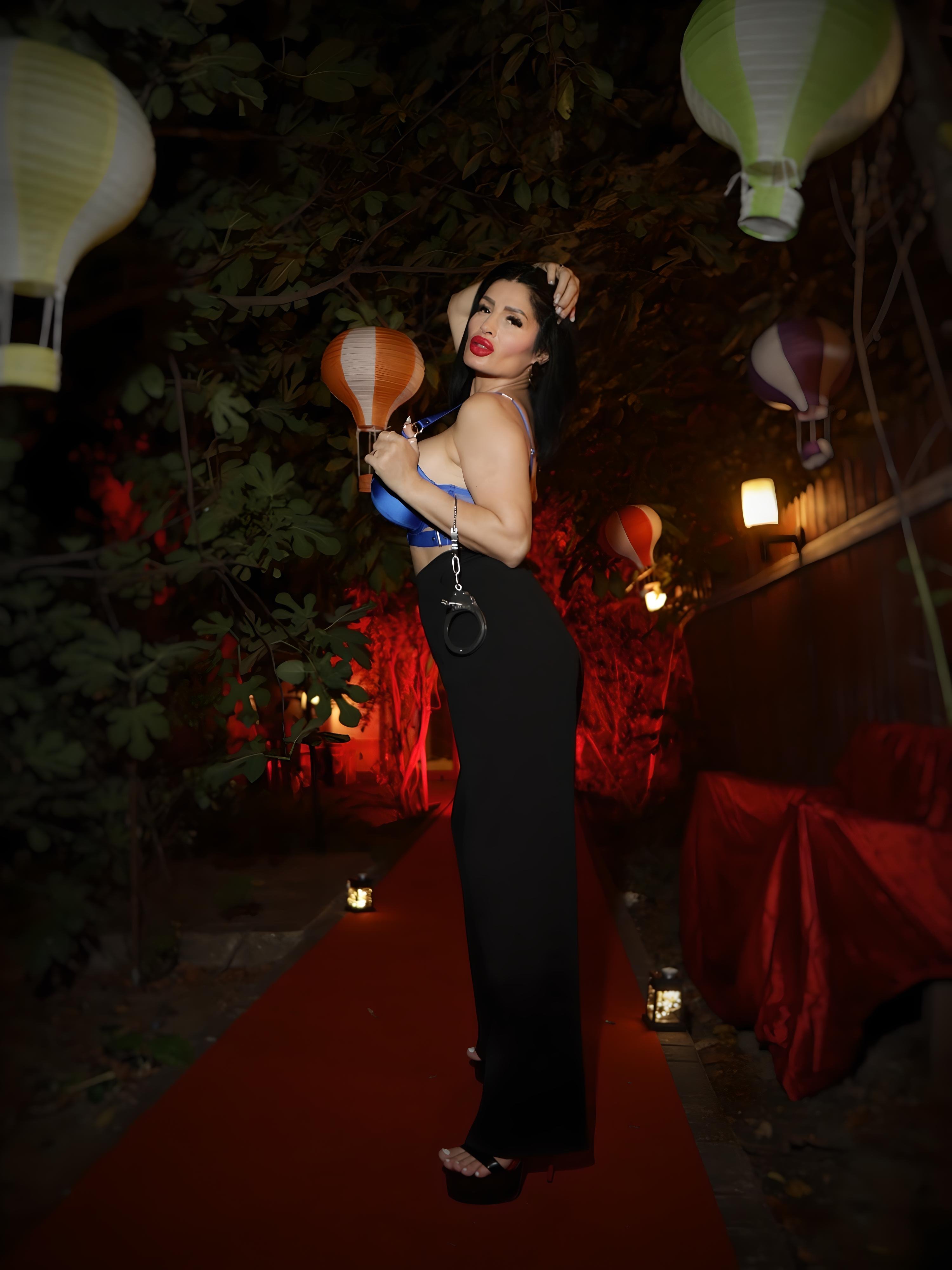 NicolleReyn photo 119