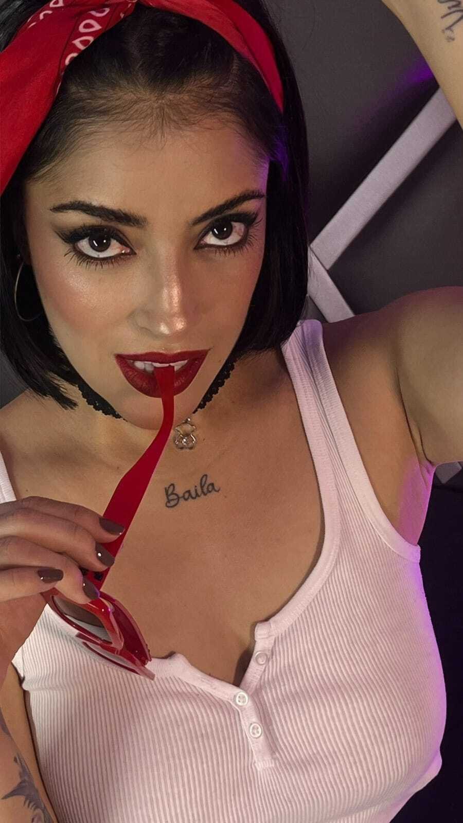 Aura_baker photo 3